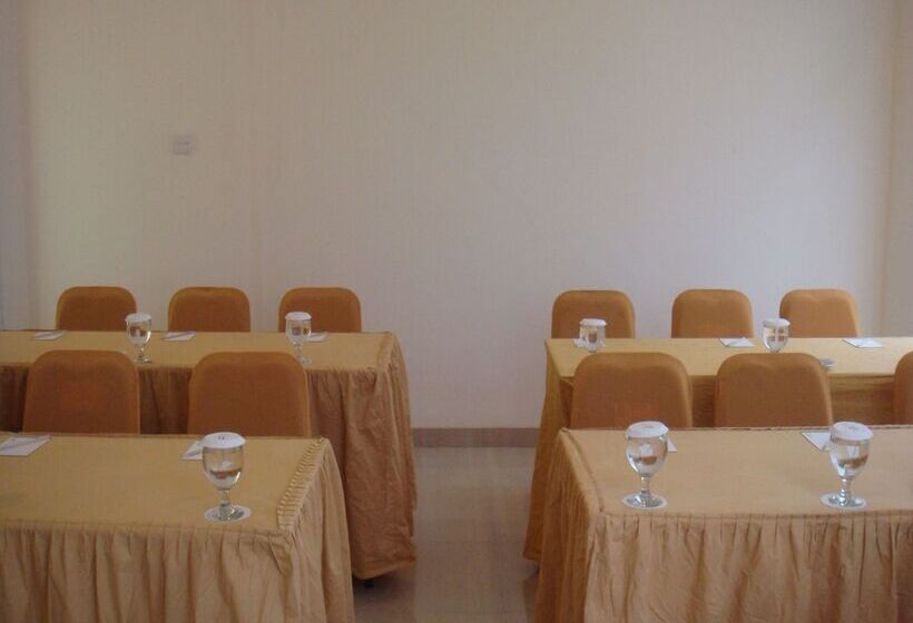 בית מלון כפרי Best Inn  Balikpapan