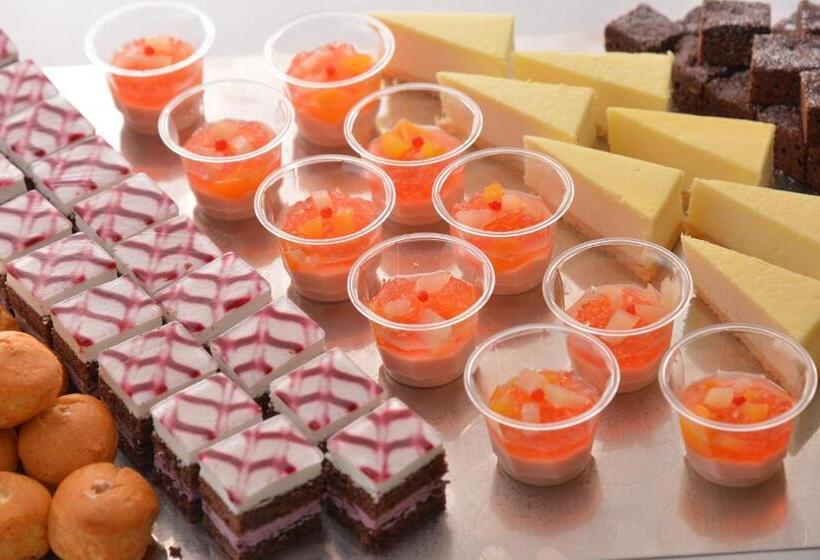 בית מלון כפרי Casual Euro