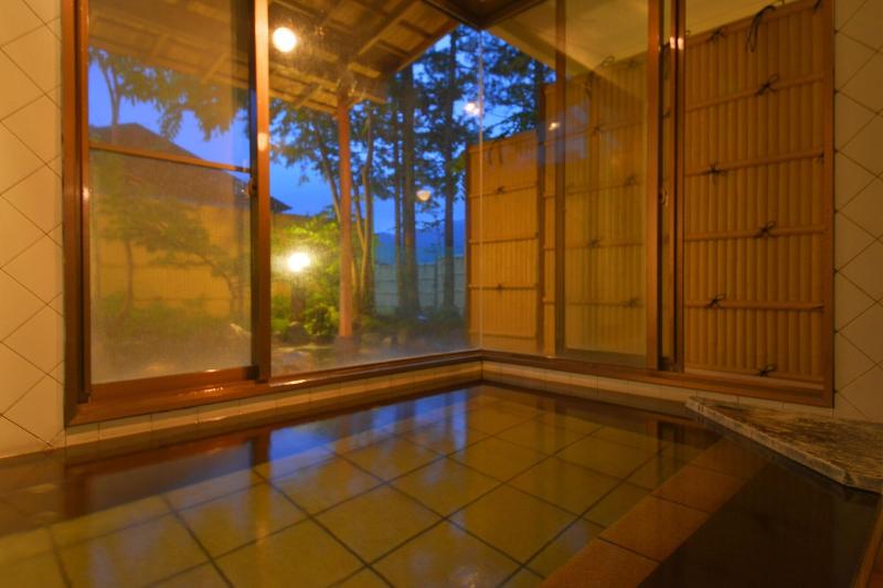 בית מלון כפרי Casual Euro