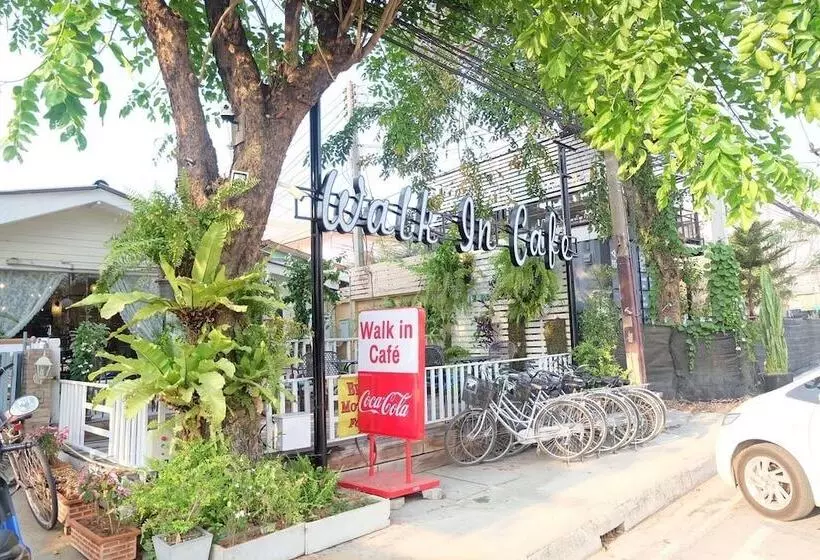 هتل Grandparent's Home