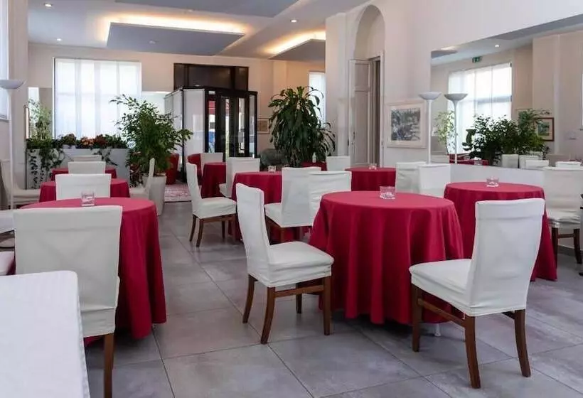 Отель La Nuova Rotaia