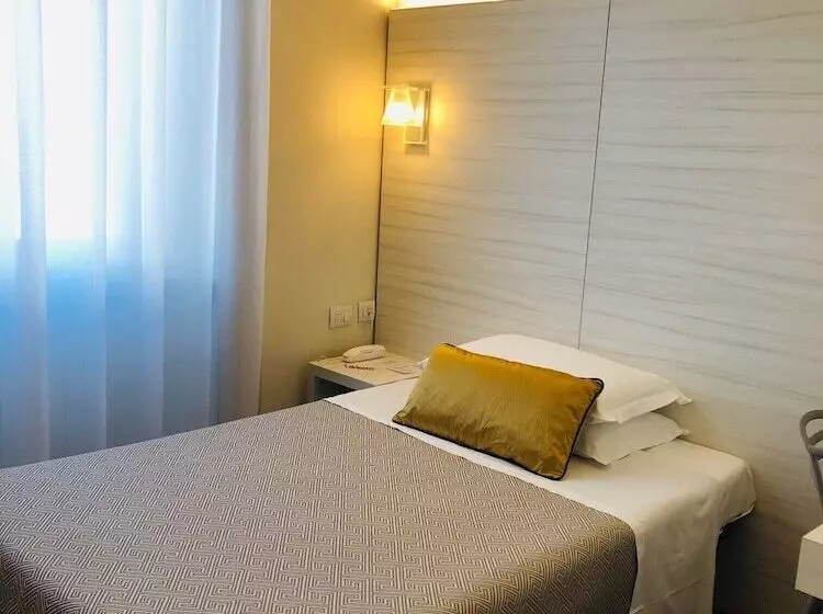 Отель La Nuova Rotaia