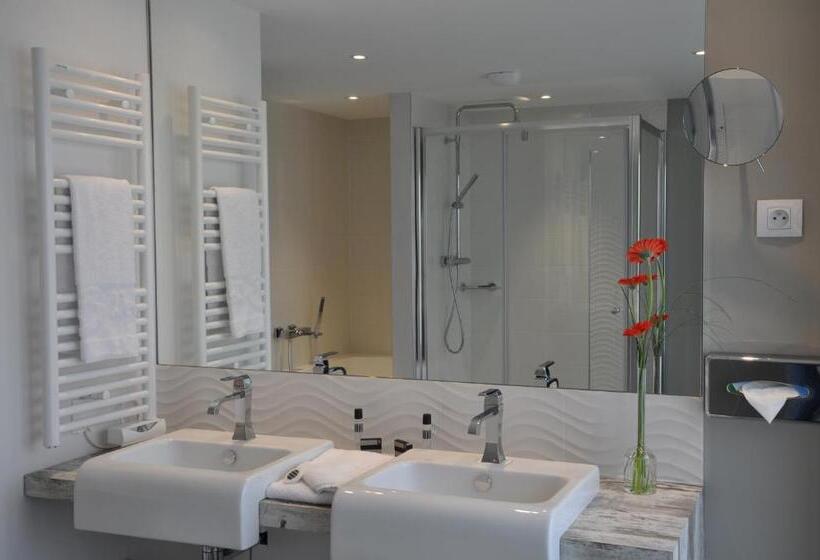 فندق Les 3 Lieux