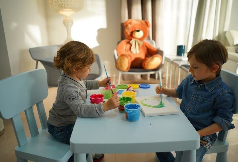 ホテル Piccadilly Rooms Restaurant And Beach