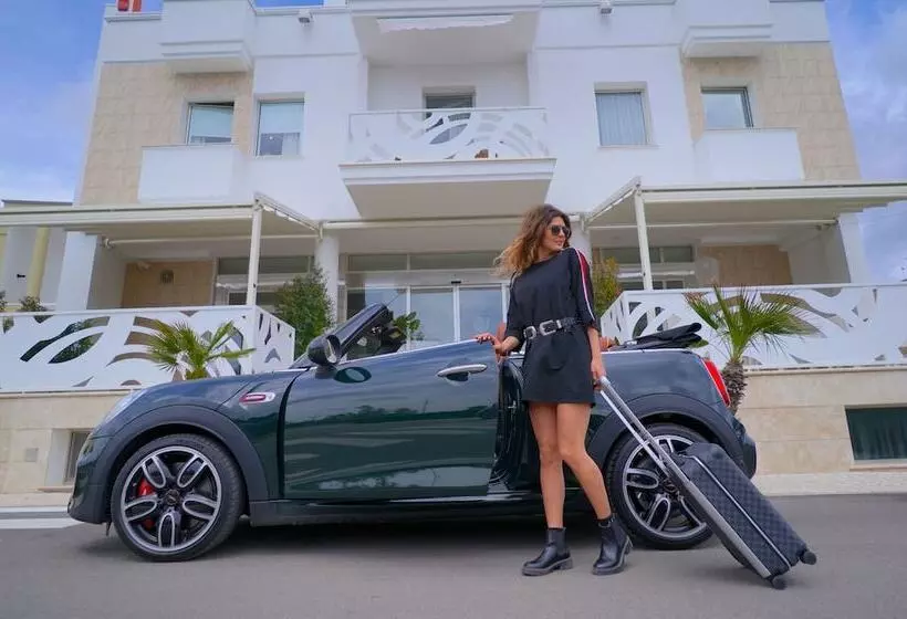 호텔 Piccadilly Rooms Restaurant And Beach