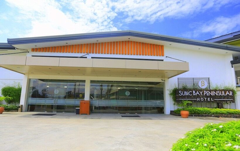 בית מלון כפרי Subic Bay Peninsular