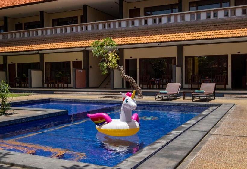 ホテル Oka Legian