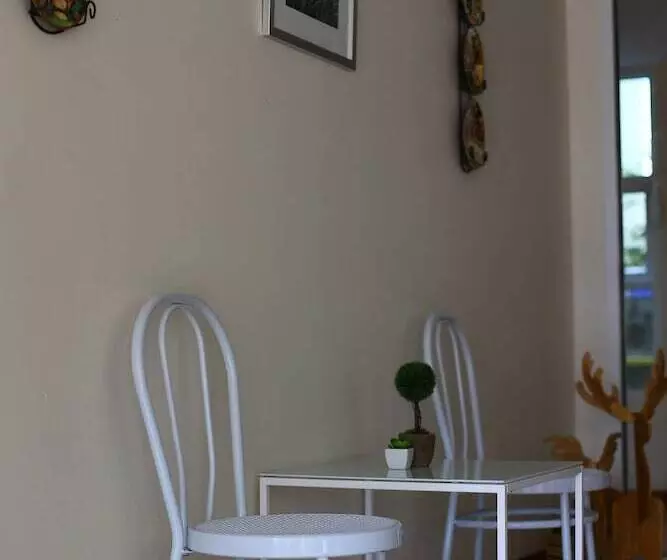 فندق Takanta Place