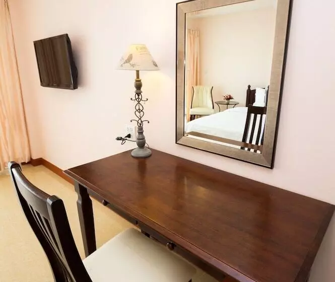 فندق Takanta Place