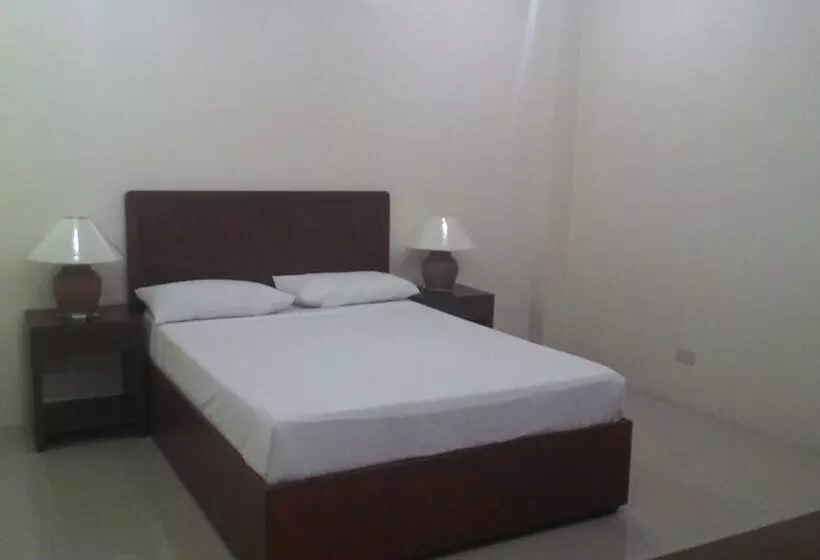 Joyce Apartelle San Juan