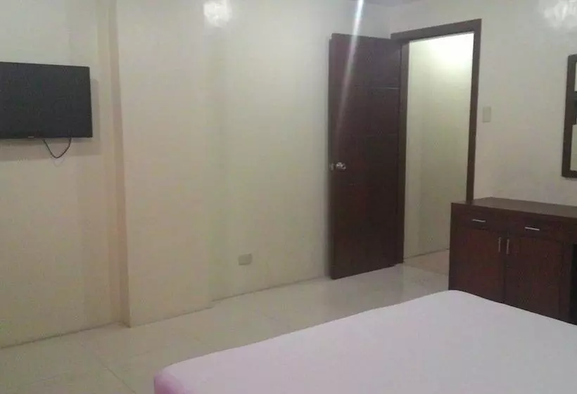 Joyce Apartelle San Juan