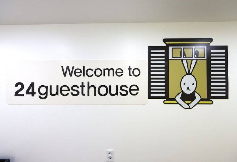 Пансион 24 Guesthouse Myeongdong Town