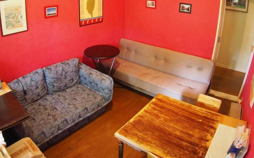 بنسيون Bellscabin Guesthouse