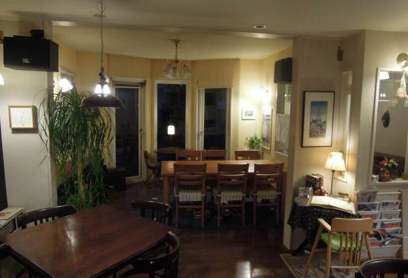 بنسيون Bellscabin Guesthouse