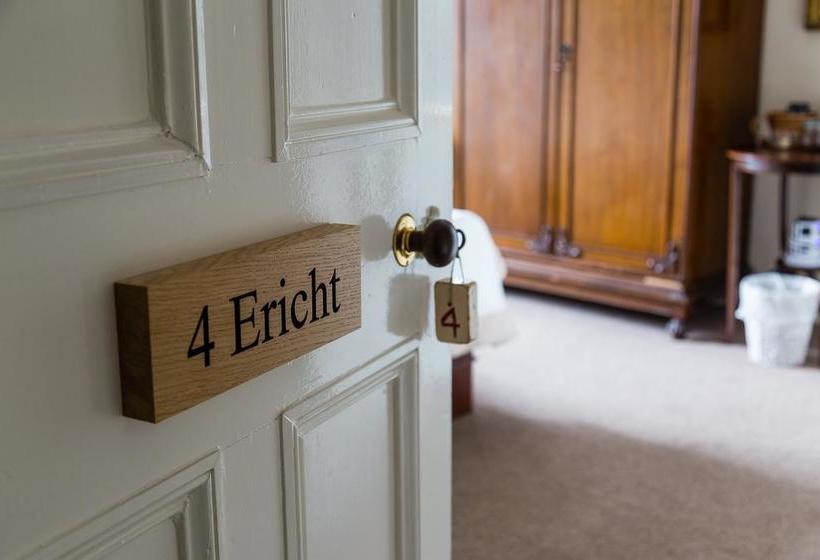 پانسیون Rosebank House