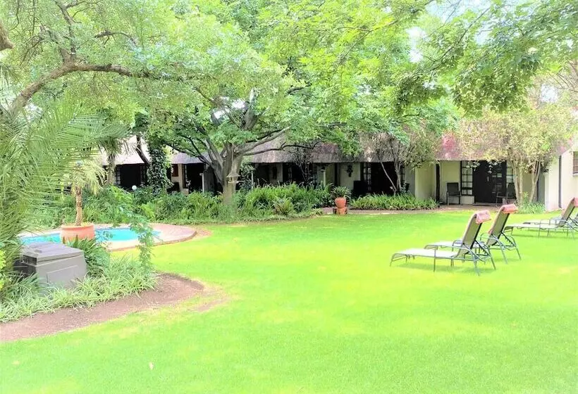 膳宿费 Safari Club Sa