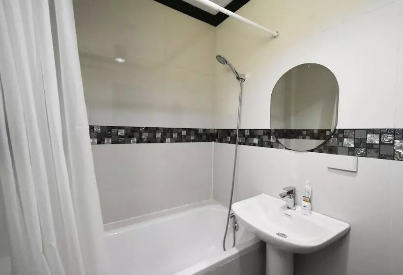 Pensionat Swiftlets Inn