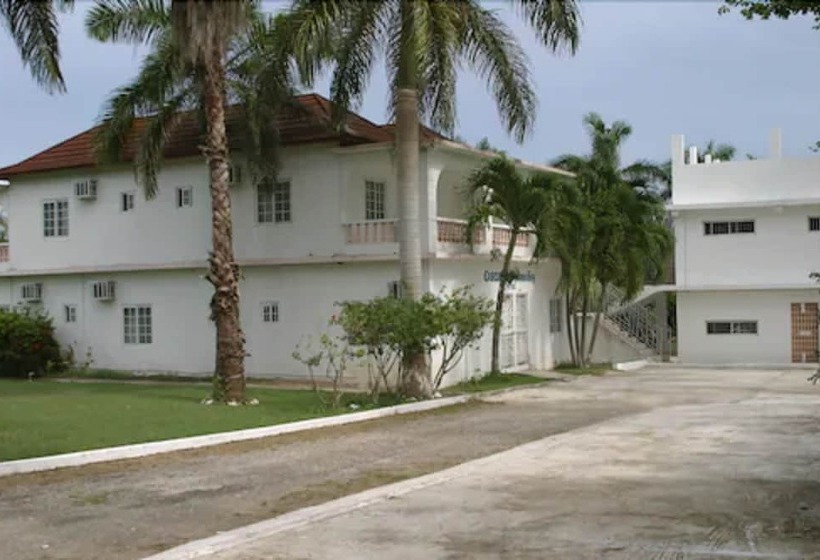 Executive Mamme Bay Hotel And Conference