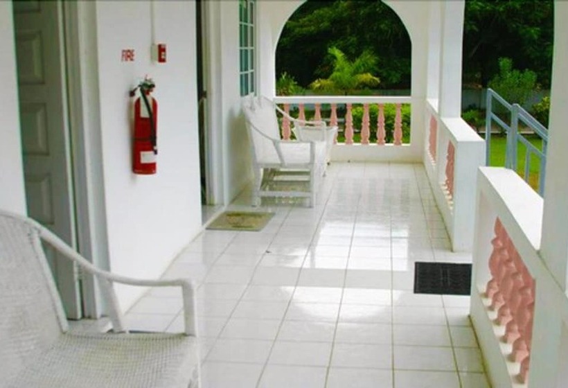 Executive Mamme Bay Hotel And Conference