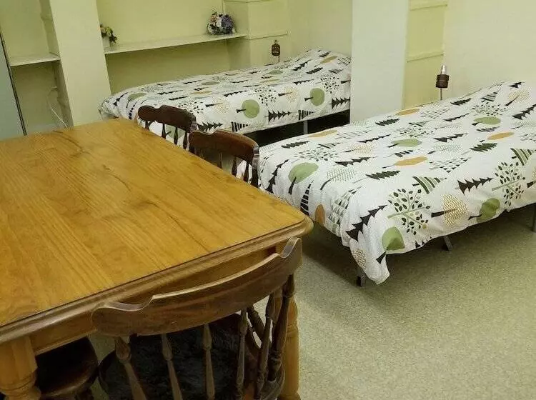 Guest House Gekka Hostel