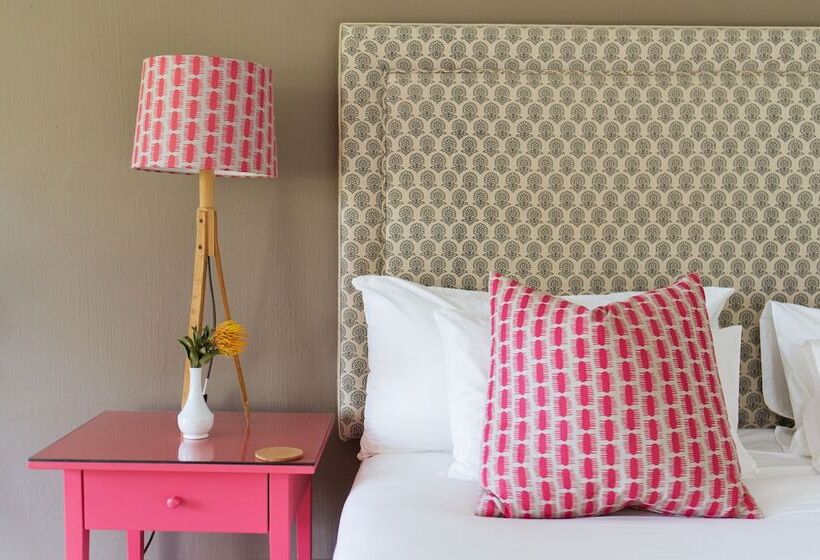 Отель Banhoek Lodge