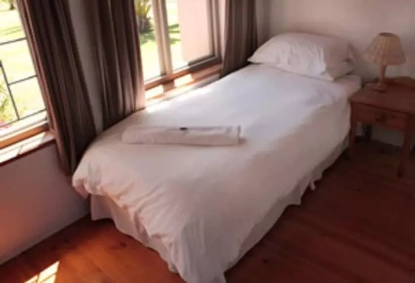 فندق Blue Bay Lodge