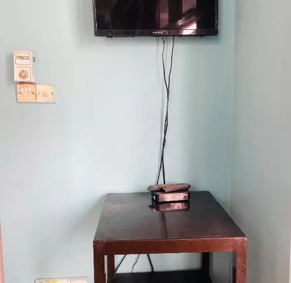 هتل Discovery Inn