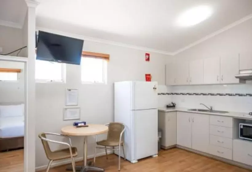 هتل Discovery Parks Carnarvon