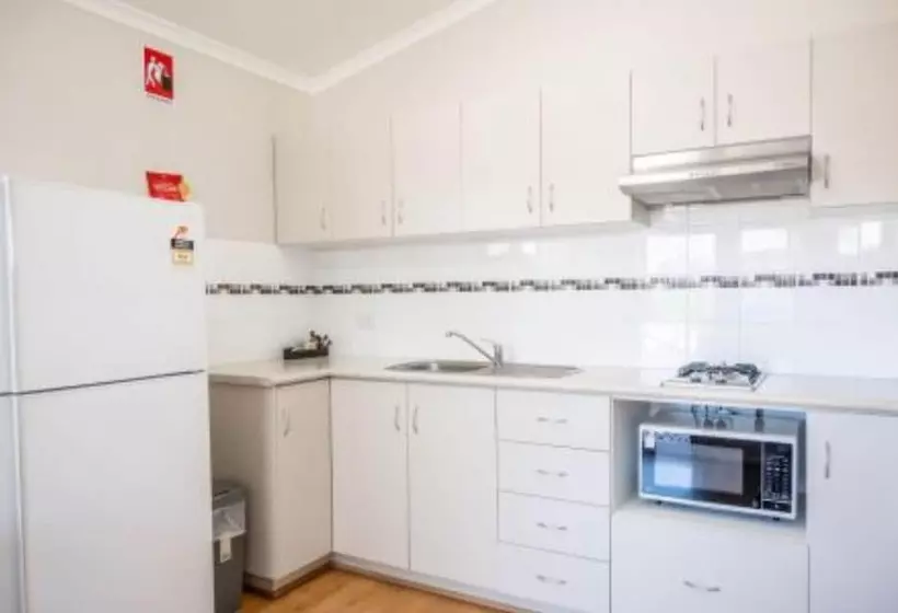 هتل Discovery Parks Carnarvon