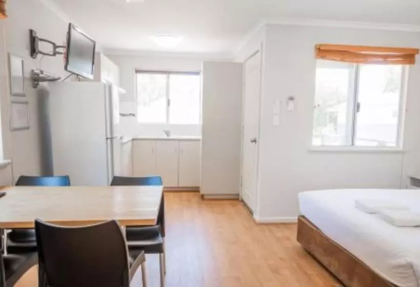 هتل Discovery Parks Carnarvon