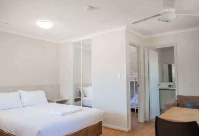 هتل Discovery Parks Carnarvon