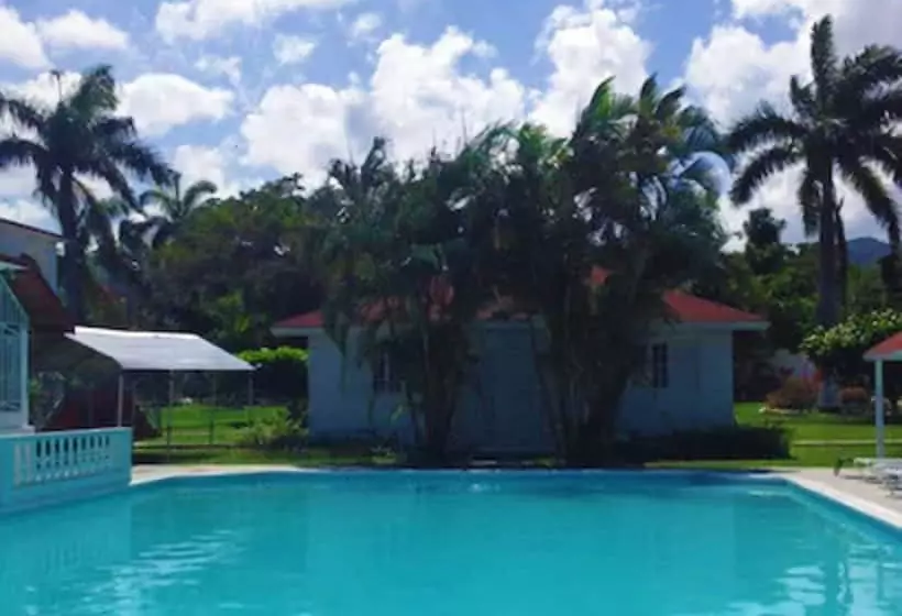 Executive Mamme Bay Hotel And Conference