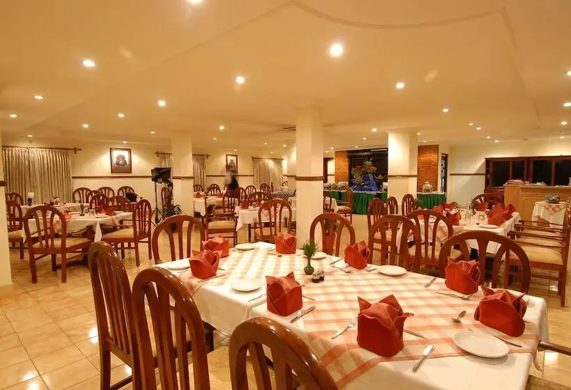 هتل Greenwich Village