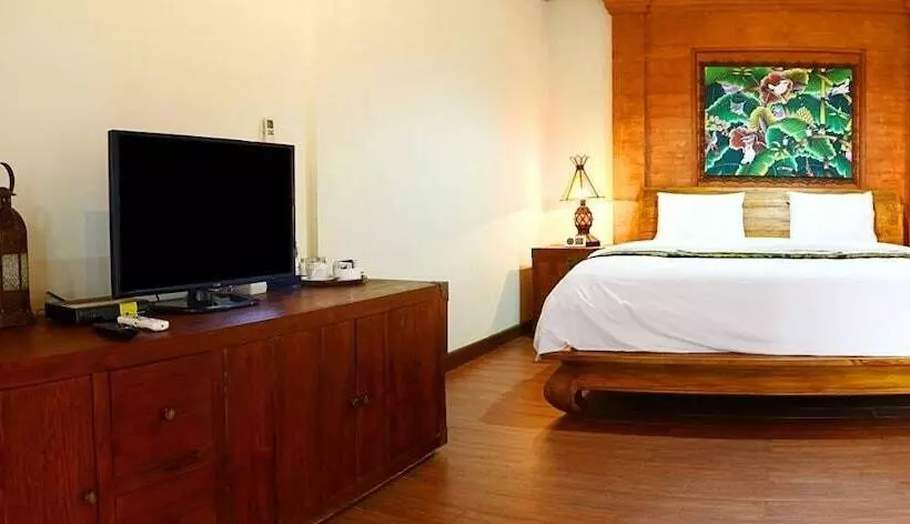 Отель Hastinapura Residence