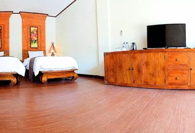 Отель Hastinapura Residence