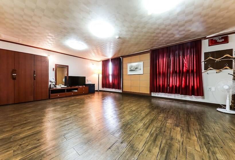 ホテル Kyungha Spa