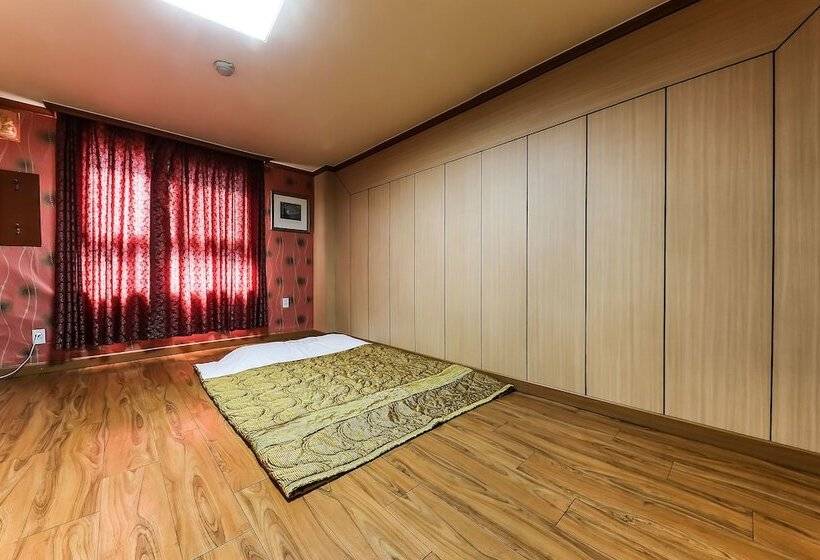 ホテル Kyungha Spa