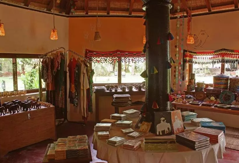 هتل Sapana Village Lodge