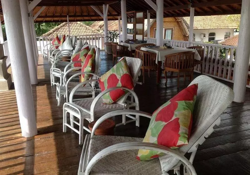 호텔 Villa Agung Beach Inn