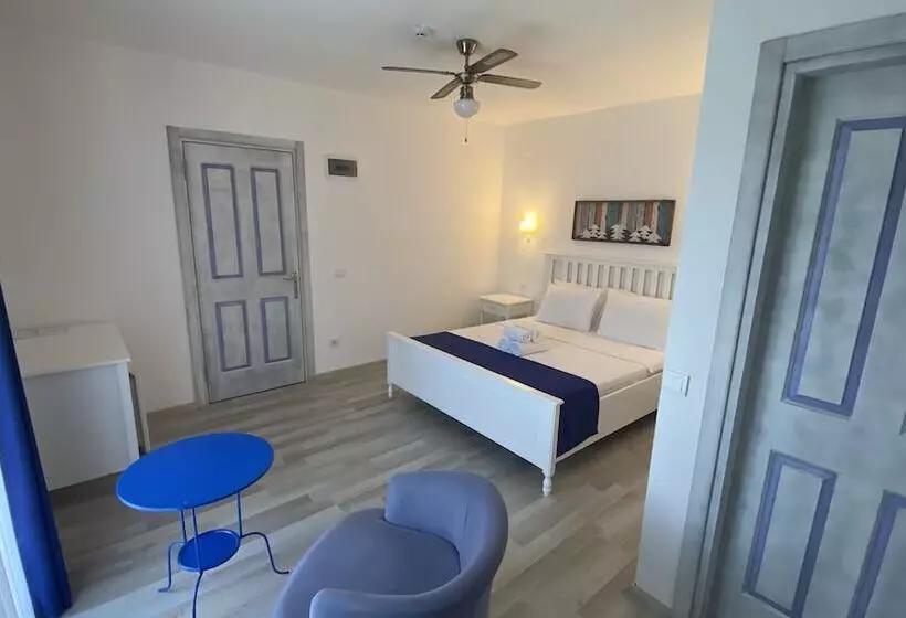 호텔 Yasemin Alacati Adult Only