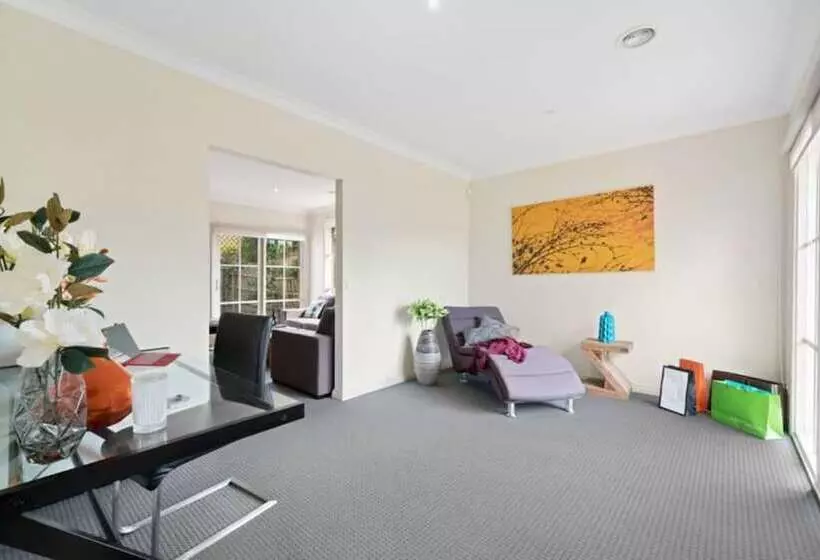 Park Avenue Ikon Glen Waverley