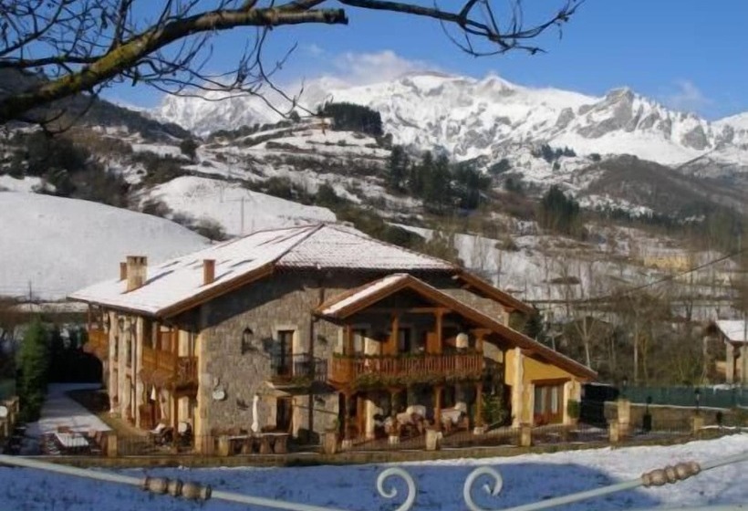 膳宿费 Posada El Corcal De Liebana