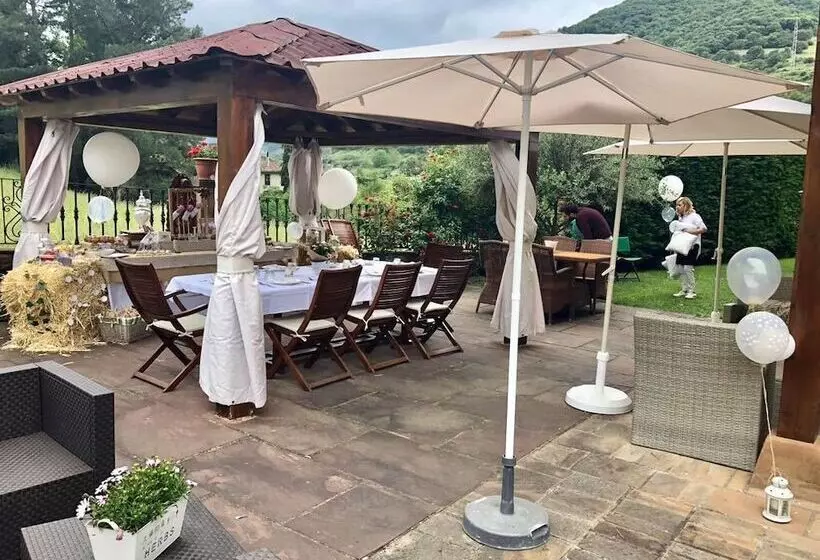 ペンション Posada El Corcal De Liebana