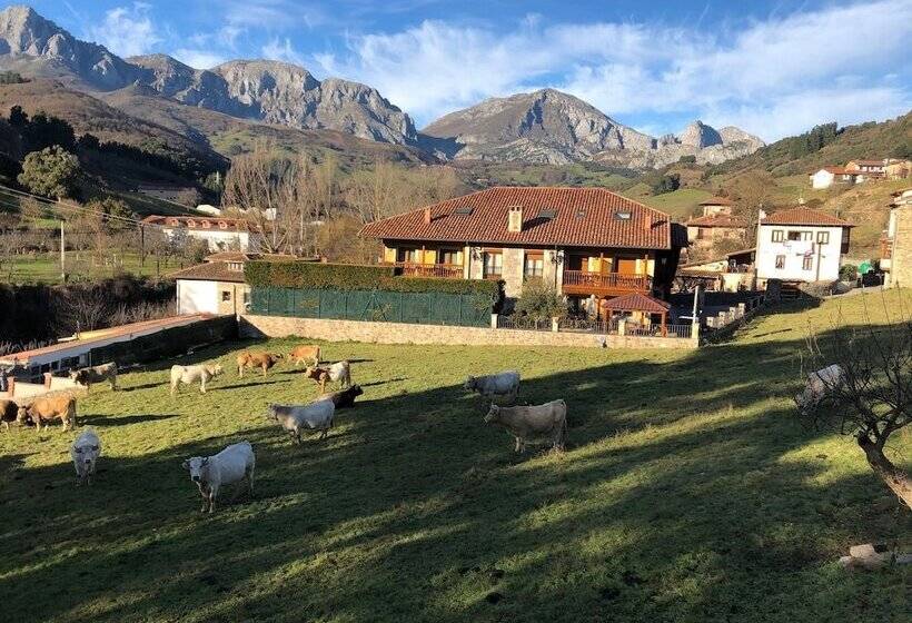 膳宿费 Posada El Corcal De Liebana