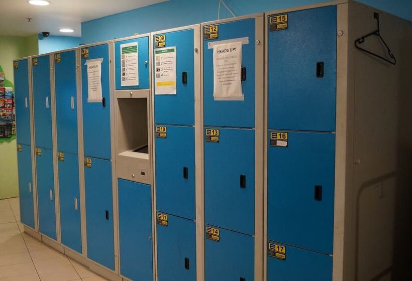 הוסטל 790 On George Backpackers