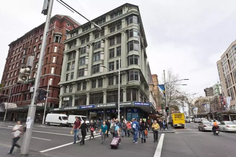 فندق صغير 790 On George Backpackers