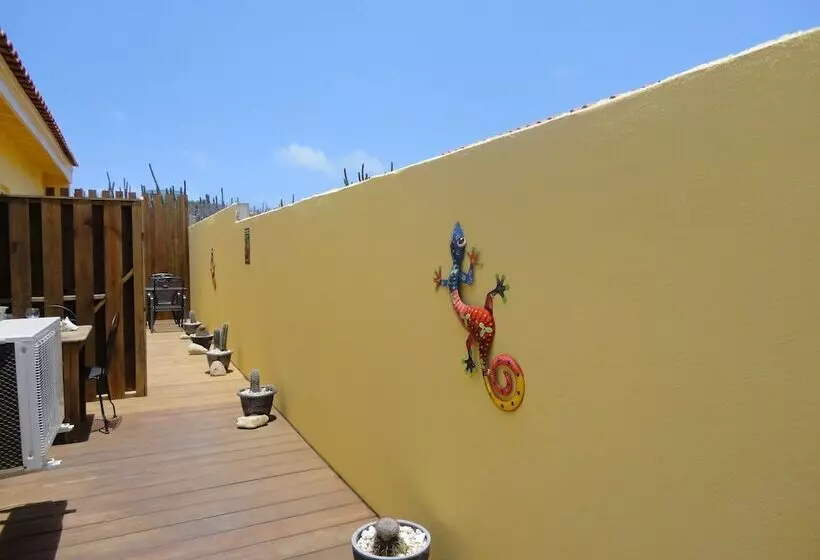 Alta Montaña Apartments