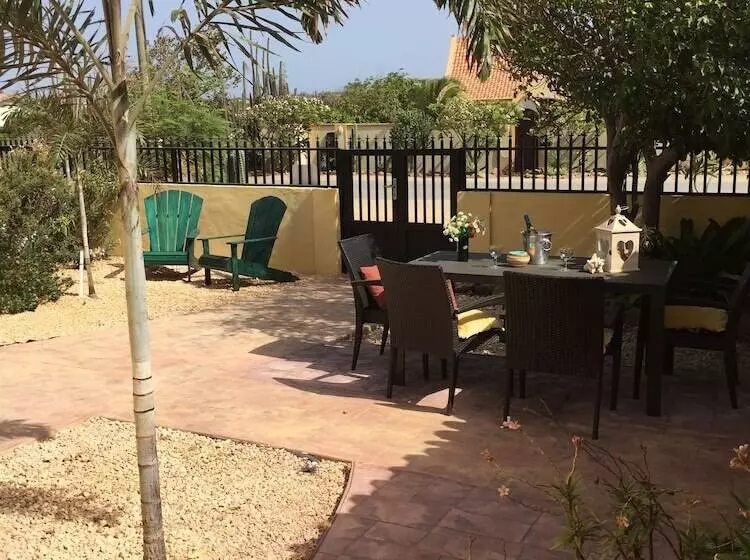 Alta Montaña Apartments