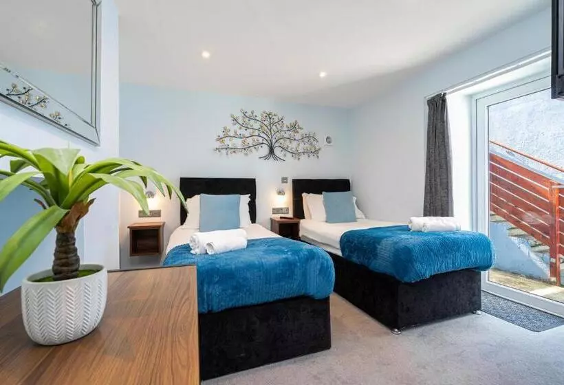 تختخواب و صبحانه Ocean Stays Hotel, Plymouth