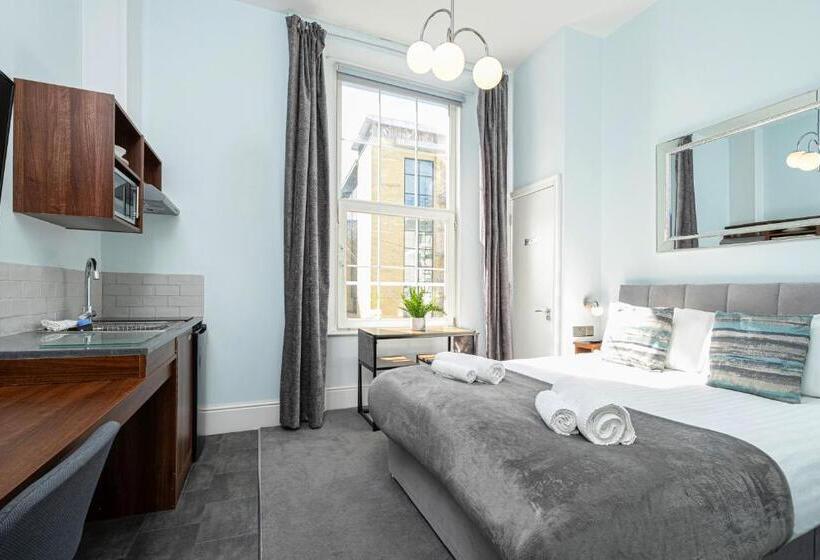 צימר Ocean Stays Hotel, Plymouth